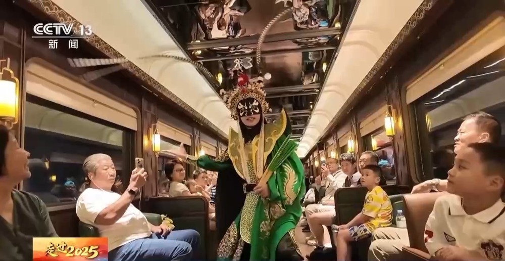 从电影到潮玩 中国文化之美“圈粉”世界