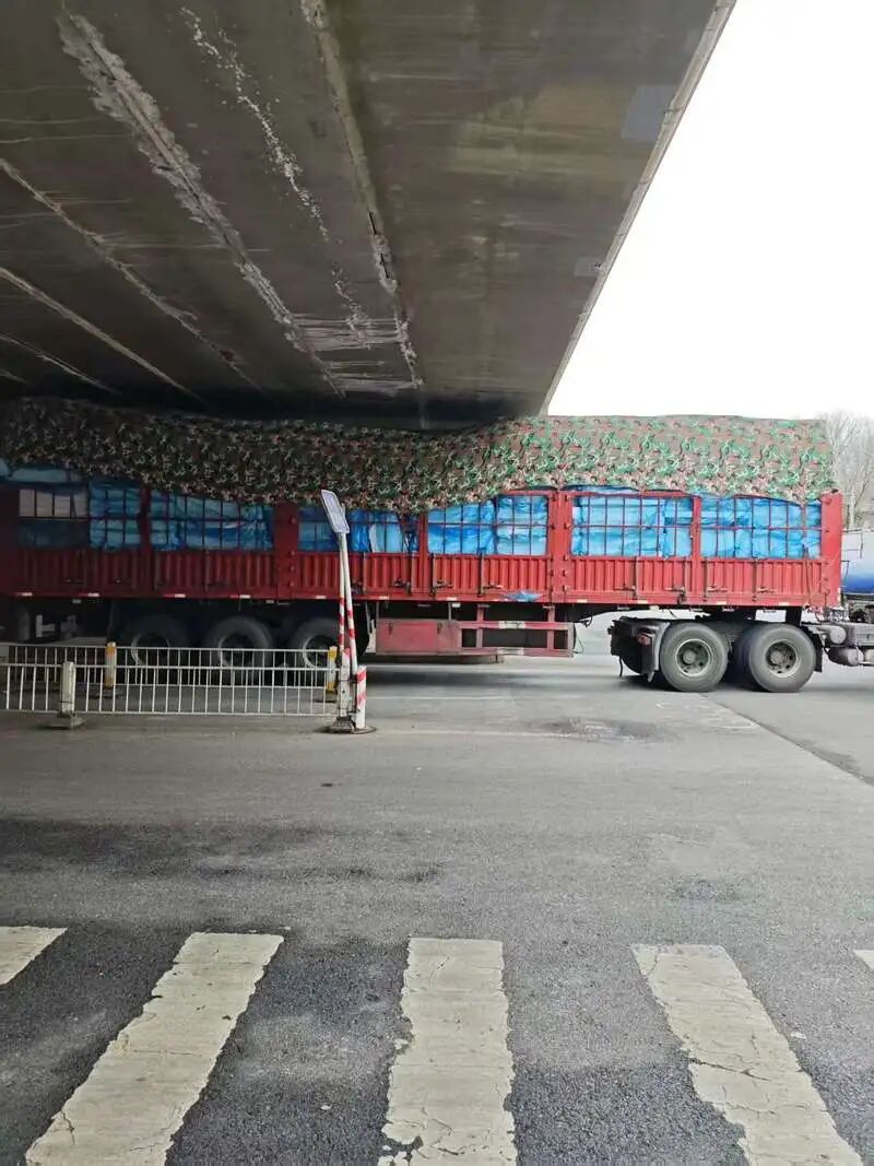 北京这座桥经常“卡”大车甚至有车侧翻？权威回应→