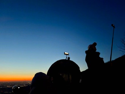 元旦香山市民守候新年第一缕曙光