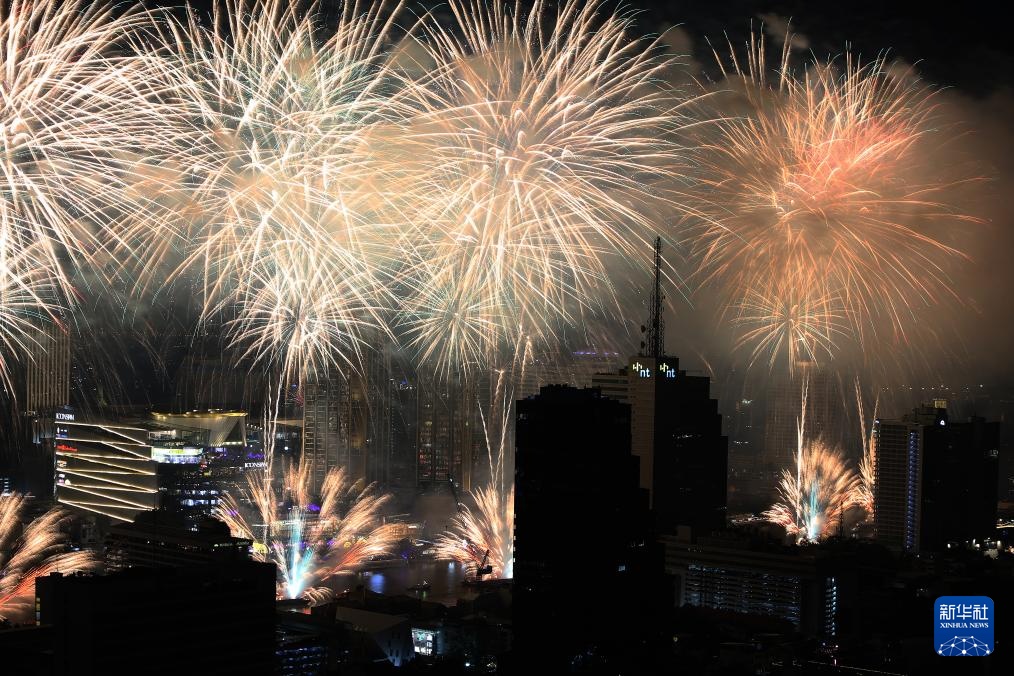 泰国曼谷：新年烟花