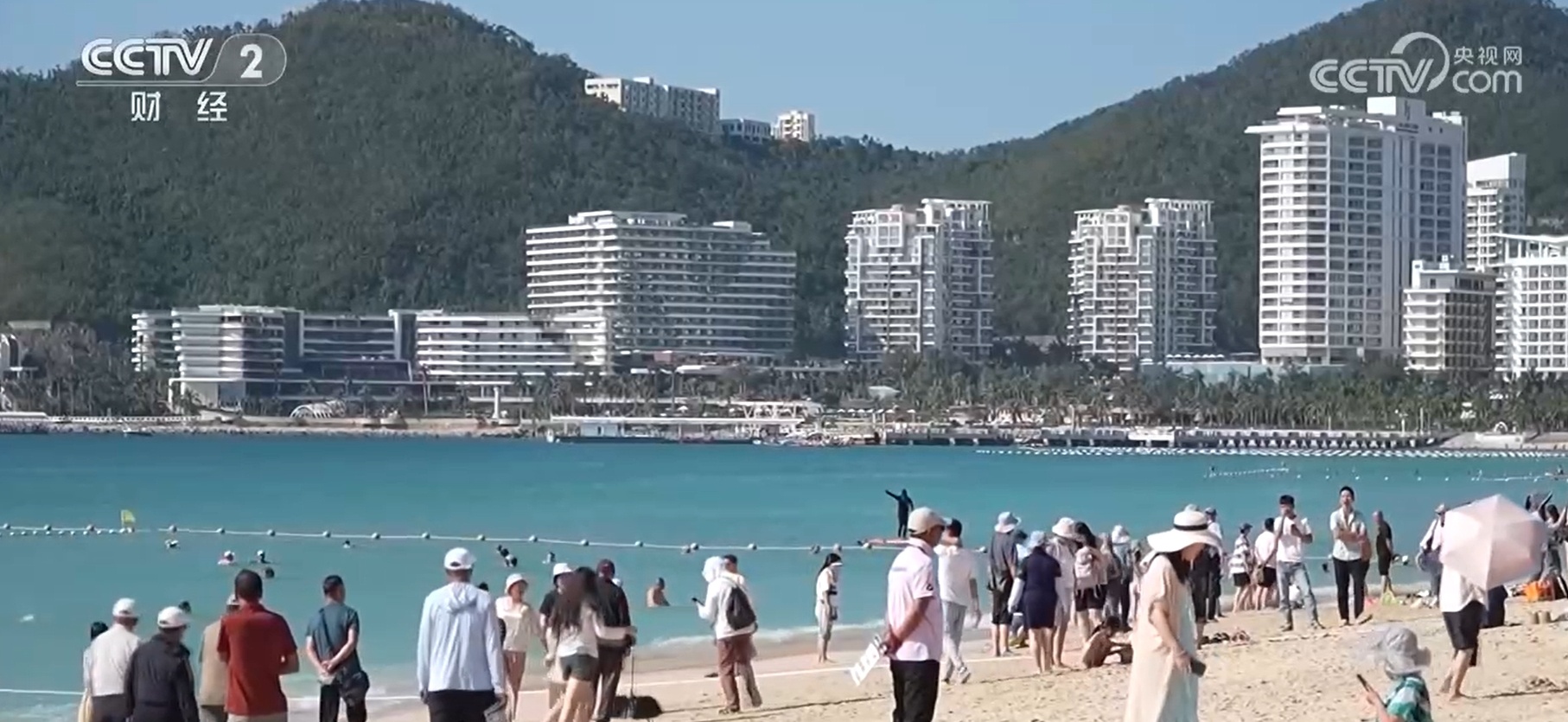 海南自贸港迎封关后首个新年 旅游消费双线升温