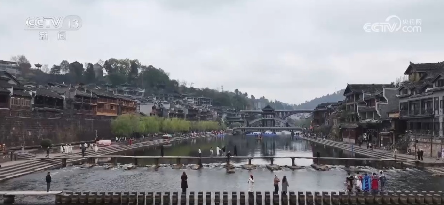 文博热、非遗热！古韵国风引客来 传统与科技交融让假期文旅市场新意十足