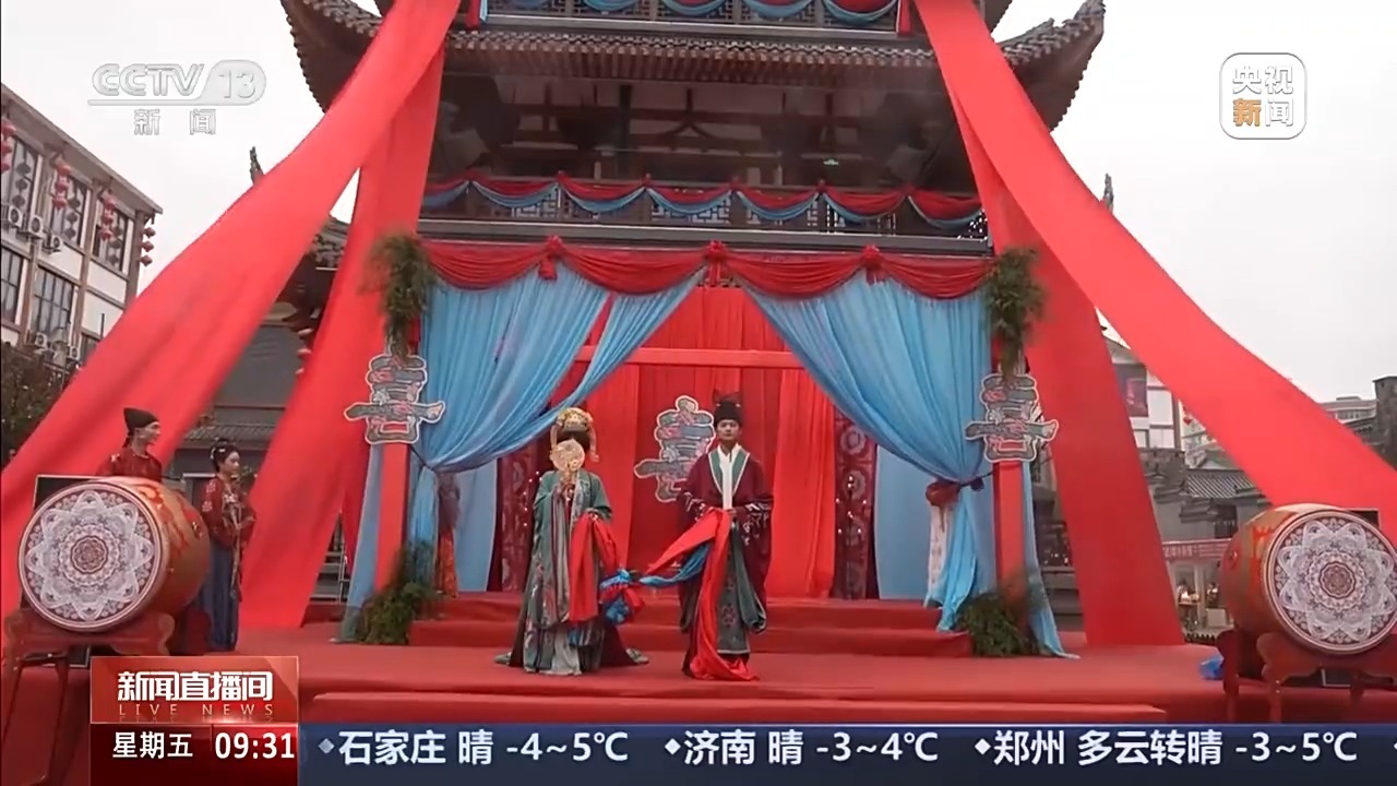 鱼灯巡游、非遗市集 民俗沉浸游打造消费新体验