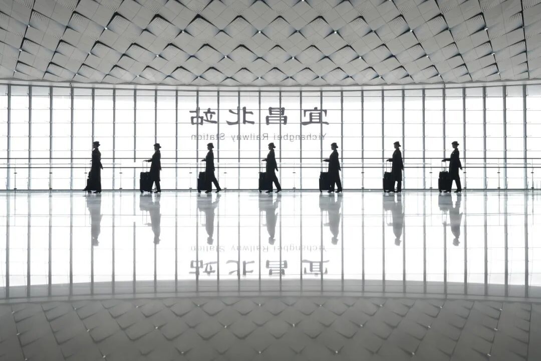 “陆地航母”新年启程！