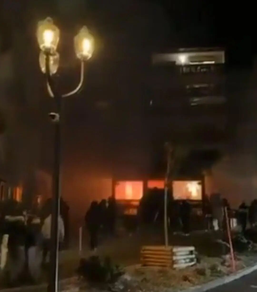 瑞士酒吧火灾约40人丧生115人受伤，许多死伤者是庆祝新年的年轻人