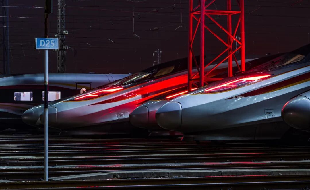 “陆地航母”新年启程！