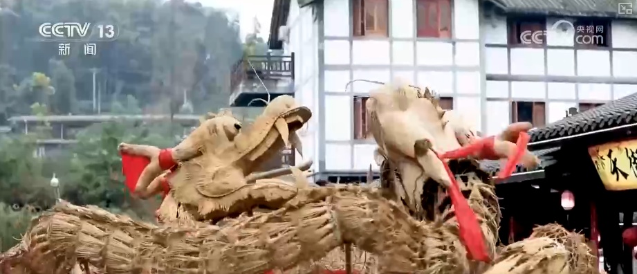 文博热、非遗热！古韵国风引客来 传统与科技交融让假期文旅市场新意十足