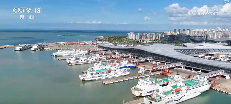 假日出行“火热”、出入境“双向奔赴” 借助旺盛出行数据透视活力中国