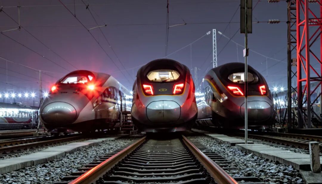 “陆地航母”新年启程！