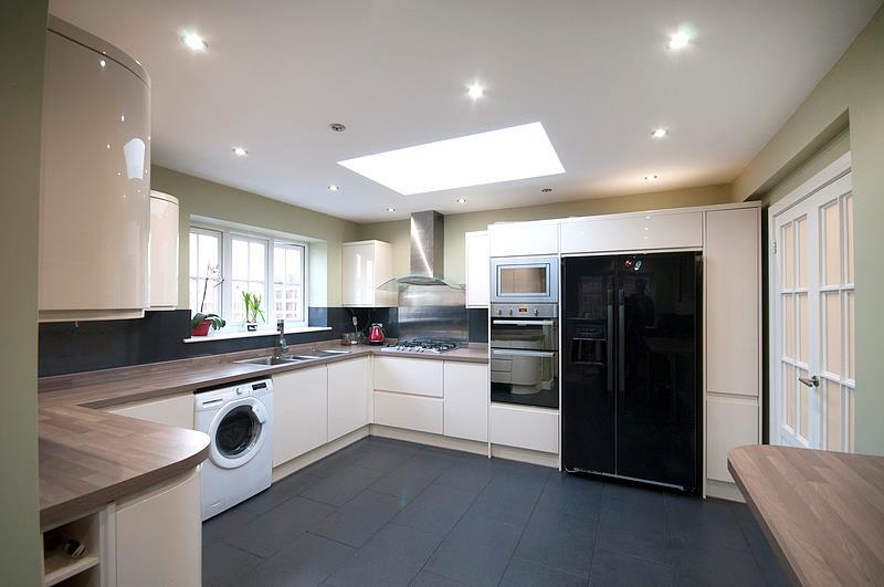 2026“国补”继续！几类补贴有变化 一文看懂→