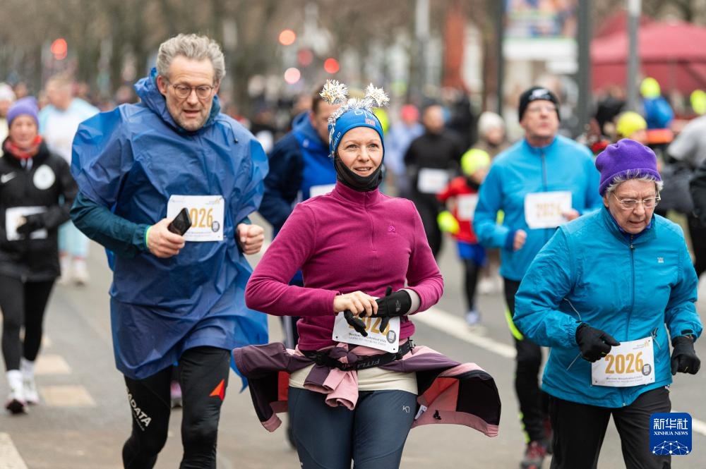 德国柏林：跑步迎新年