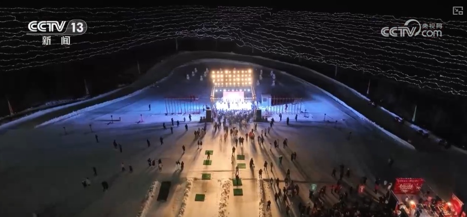 “真金白银”惠民叠加多彩冰雪“盛宴” 助推“冷资源”乘势而上掀起消费新热潮 “真金白银”惠民叠加多彩冰雪“盛宴” 助推“冷资源”乘势而上掀起消费新热潮