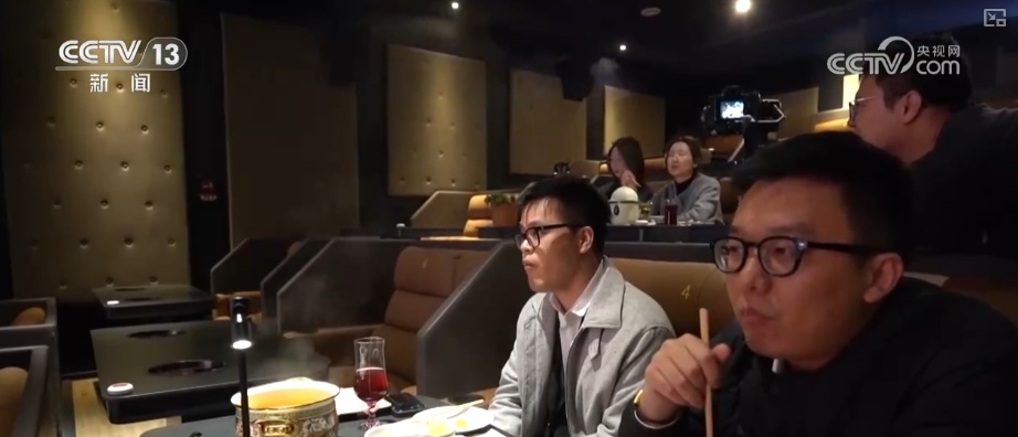 “科技感观影模式”火出圈 “影院+”延长“链式体验”催生消费新增长点 “科技感观影模式”火出圈 “影院+”延长“链式体验”催生消费新增长点