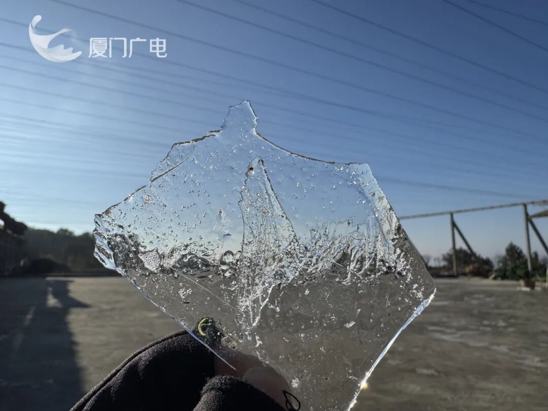 -1.2℃!厦门结冰了!气温刷新今冬新低!全省64条霜冻预警生效中…… -1.2℃!厦门结冰了!气温刷新今冬新低!全省64条霜冻预警生效中……