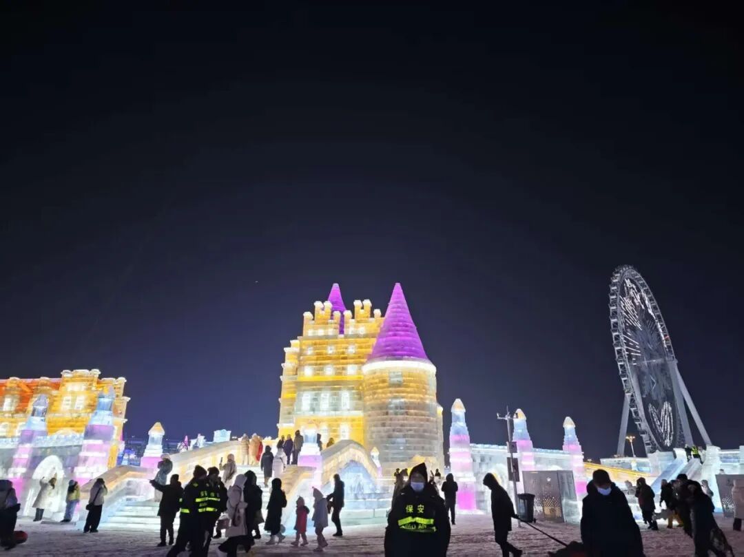 哈尔滨元旦旅游市场实现“开门红”,旅游订单同比增长23% 哈尔滨元旦旅游市场实现“开门红”,旅游订单同比增长23%