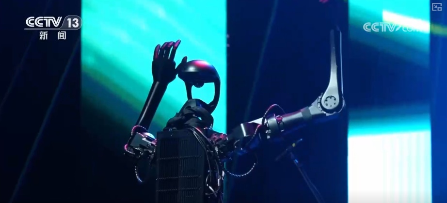 AI“智音”指挥“上岗” “传统底蕴+科技新意”勾勒新年演出市场鲜活新图景 AI“智音”指挥“上岗” “传统底蕴+科技新意”勾勒新年演出市场鲜活新图景