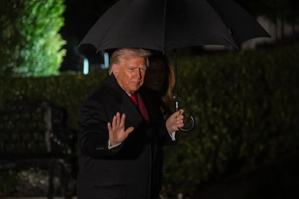 特朗普承认：每天大量服药，已坚持25年