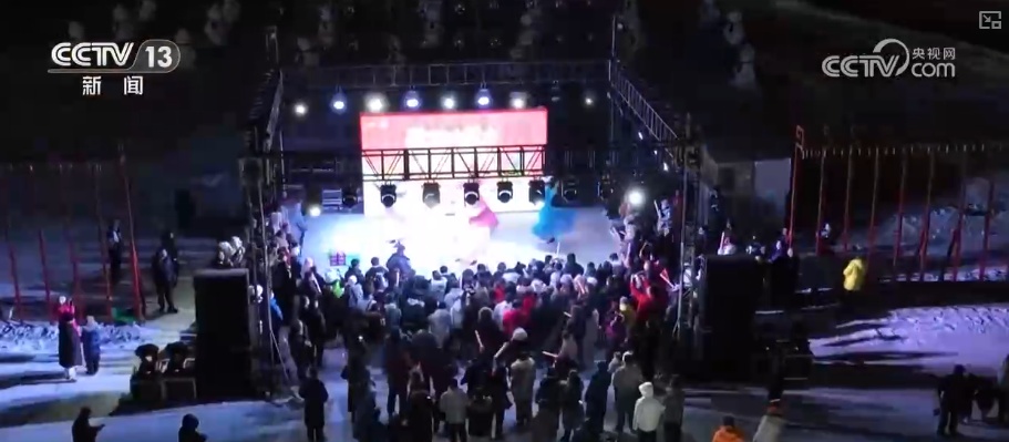“真金白银”惠民叠加多彩冰雪“盛宴” 助推“冷资源”乘势而上掀起消费新热潮 “真金白银”惠民叠加多彩冰雪“盛宴” 助推“冷资源”乘势而上掀起消费新热潮