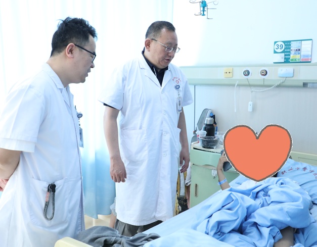 13岁女孩频繁屁股疼,竟然确诊骨癌!医生:可能得切掉一半屁股 13岁女孩频繁屁股疼,竟然确诊骨癌!医生:可能得切掉一半屁股