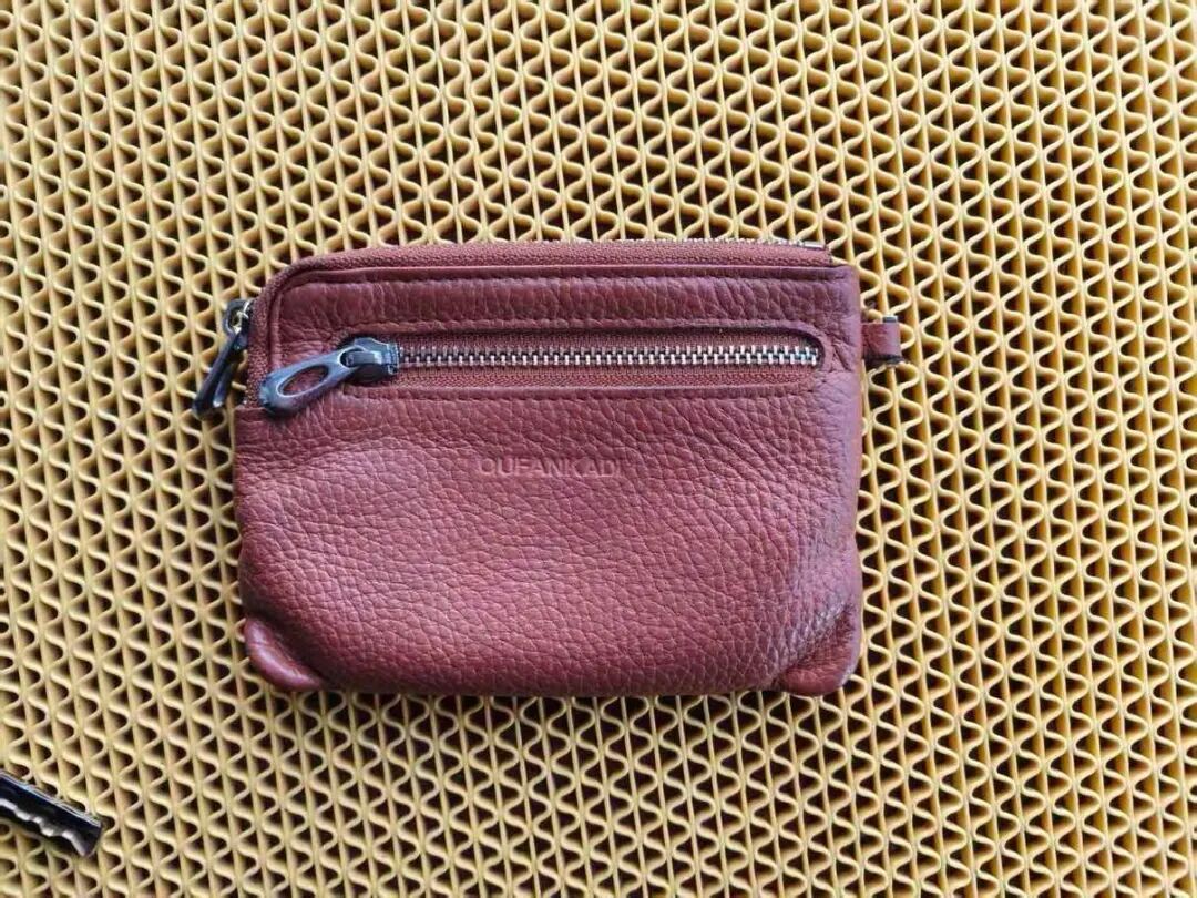 “丢钱不心疼，就怕丢了它”！浙江一老板捡到后马上报警