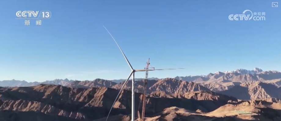 能源→交通→民生 建设者以马不停蹄的干劲刷新重大工程“进度条” 能源→交通→民生 建设者以马不停蹄的干劲刷新重大工程“进度条”