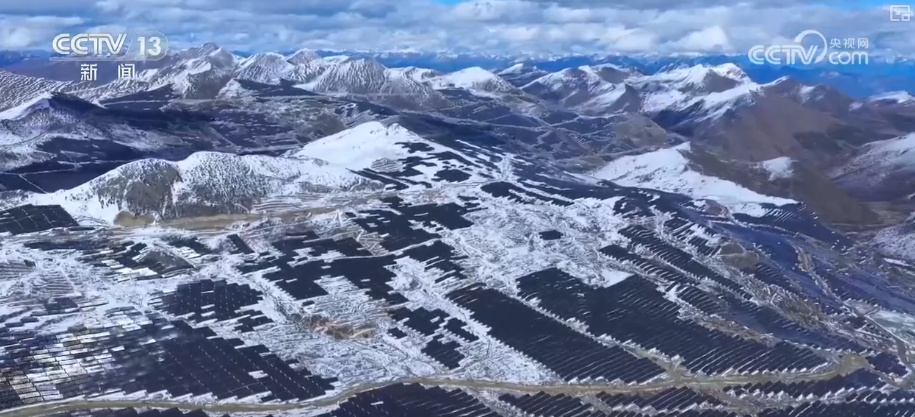 能源→交通→民生 建设者以马不停蹄的干劲刷新重大工程“进度条” 能源→交通→民生 建设者以马不停蹄的干劲刷新重大工程“进度条”