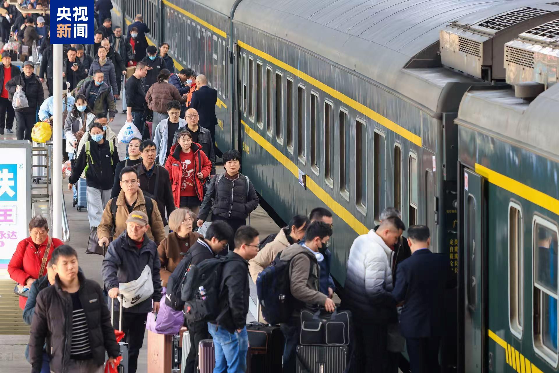 1月3日预计发送旅客340万人次 长三角铁路迎元旦假期返程客流高峰