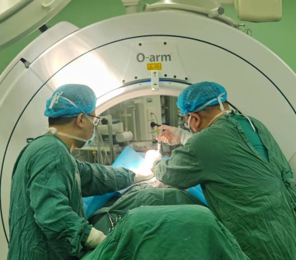 13岁女孩频繁屁股疼,竟然确诊骨癌!医生:可能得切掉一半屁股 13岁女孩频繁屁股疼,竟然确诊骨癌!医生:可能得切掉一半屁股