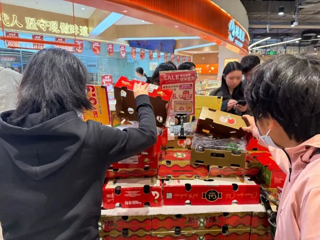 价格暴跌!正大量上市,商家:还能降;上海人可以吃到爽 价格暴跌!正大量上市,商家:还能降;上海人可以吃到爽