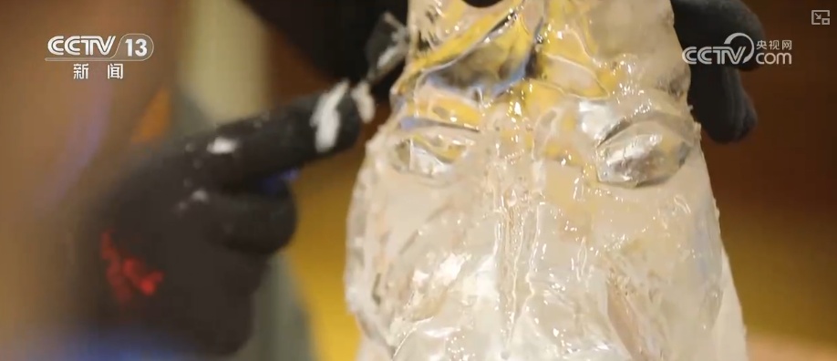 创新衍生载体打破“短暂之美”局限 “传承+创新”赋予冰雪雕焕发古韵新章