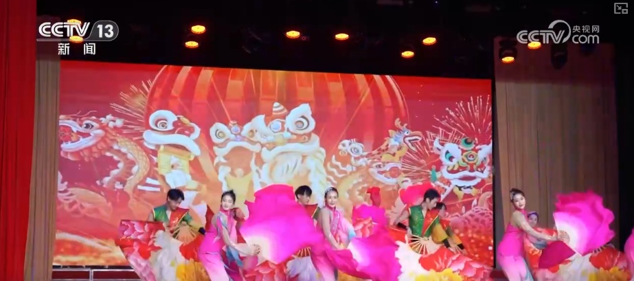 AI“智音”指挥“上岗” “传统底蕴+科技新意”勾勒新年演出市场鲜活新图景 AI“智音”指挥“上岗” “传统底蕴+科技新意”勾勒新年演出市场鲜活新图景