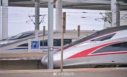 铁路迎来假日返程客流高峰