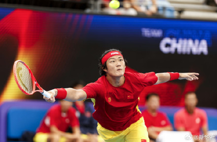 网球联合杯中国队逆转获胜
