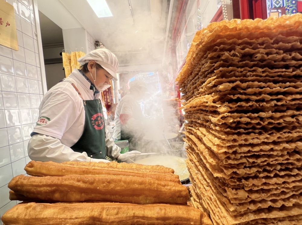 记者手记:一间小店里的新年心愿 记者手记:一间小店里的新年心愿