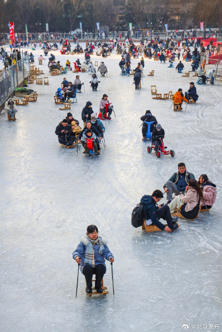 这个冬天，“滑”进北京——