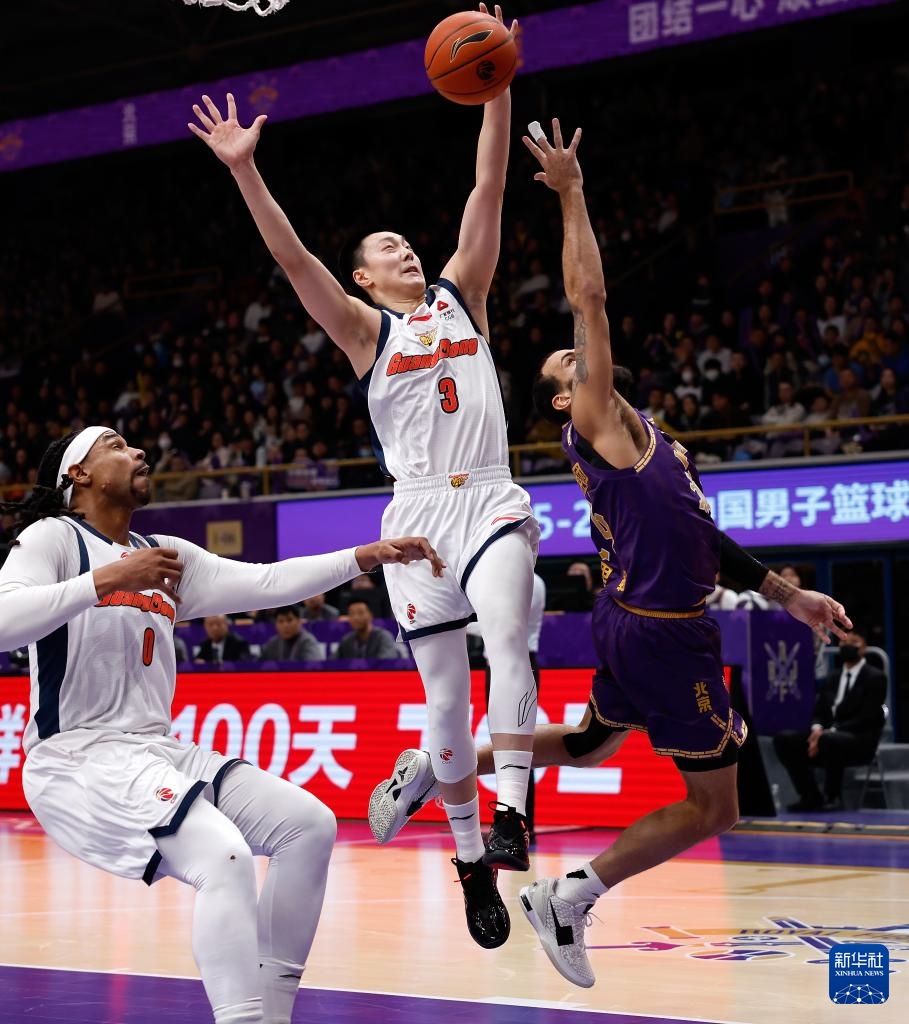 CBA常规赛：北京控股队不敌广东东阳光队