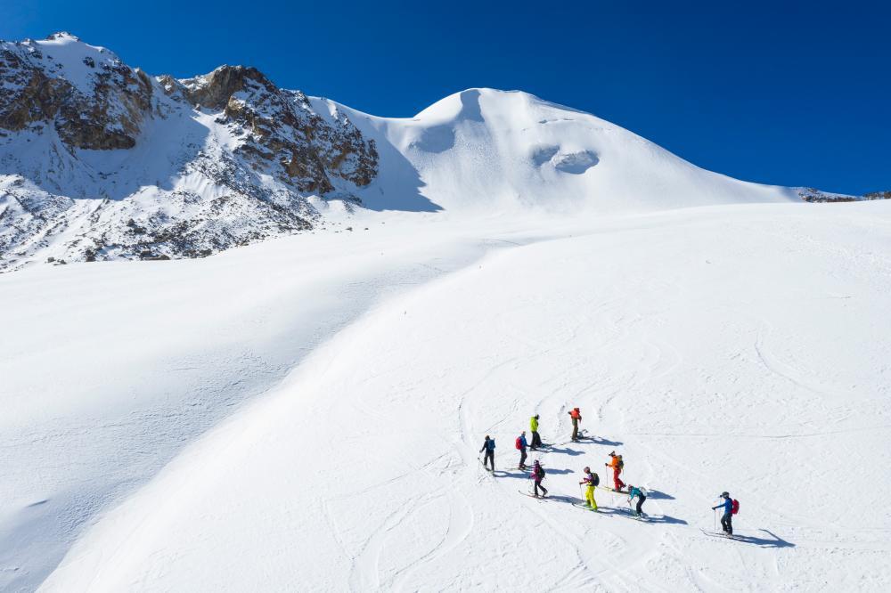 滑雪不止能下山，还能……