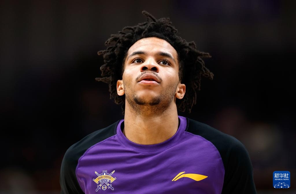 CBA常规赛：北京控股队不敌广东东阳光队