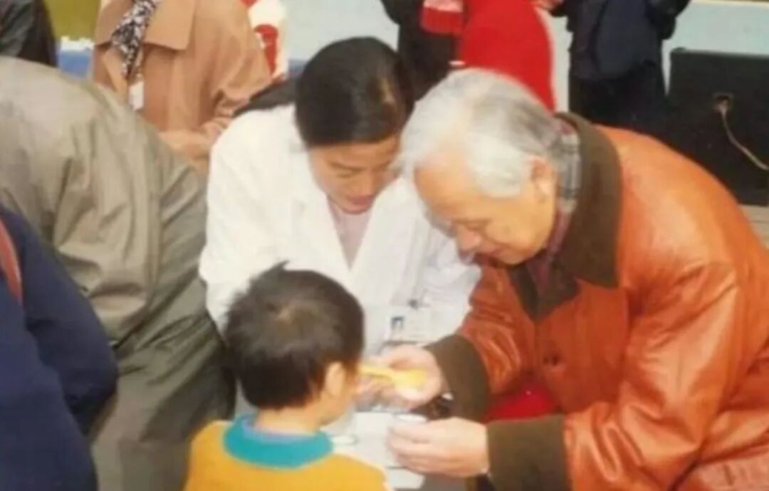 纪念“糖丸爷爷”！他护佑千万孩子，很多人至今记得那个甜味...