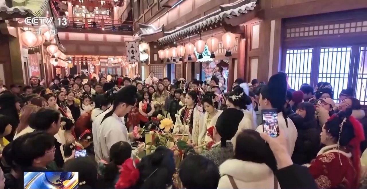 看唐代杂耍、和“李白”聊天 沉浸式演艺策划师这样创作节目