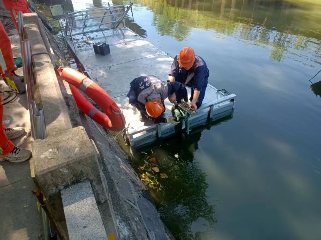 杭州河面上多了一艘“怪”船! 杭州河面上多了一艘“怪”船!