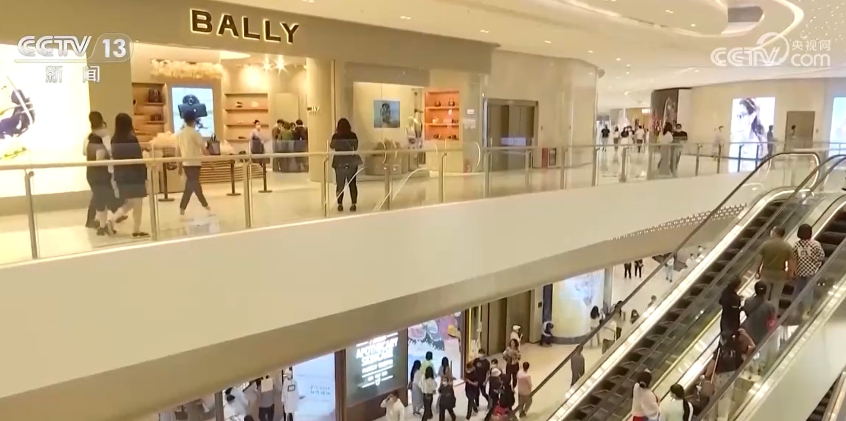 旅游火热态势叠加离岛免税新政 海南消费市场迎来新年“开门红”