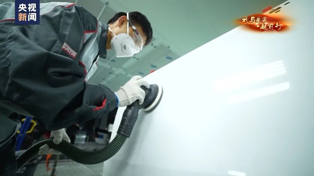 《富春山居图》，喷枪喷的，世界技能大赛冠军喷的！