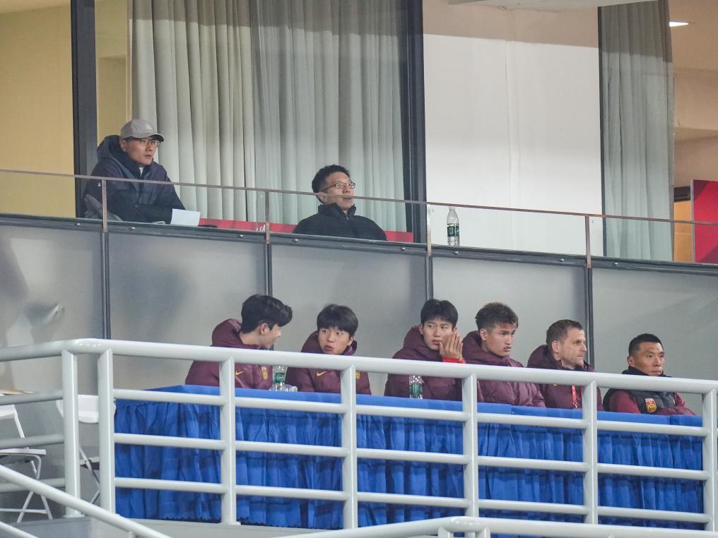 国足新帅邵佳一：坚定信心 目标世界杯