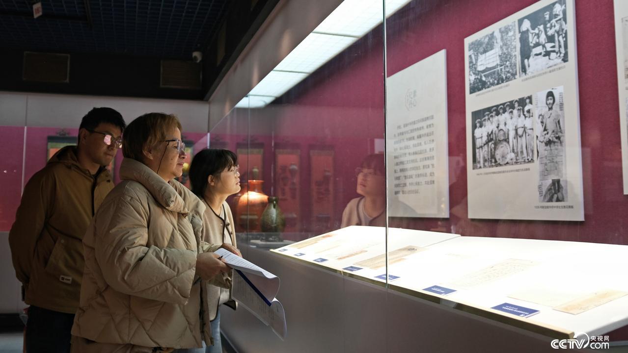 组图丨初见如故 160余件福建博物院馆藏首次亮相