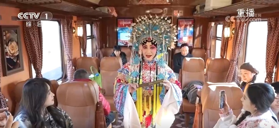 5.95亿人次、847.89亿元……透过数据看“流动的中国”释放万马奔腾的活力