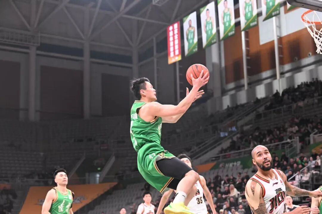 86:72！辽篮新年“开门红”！