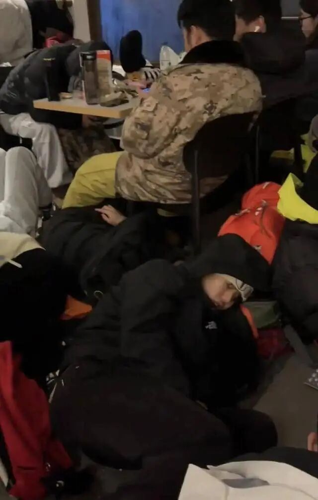 元旦假期有游客被困峨眉山顶？景区回应