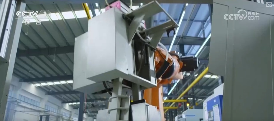 “数”览新答卷·绿色发展主战场带动作用凸显 长江母亲河焕发生机活力