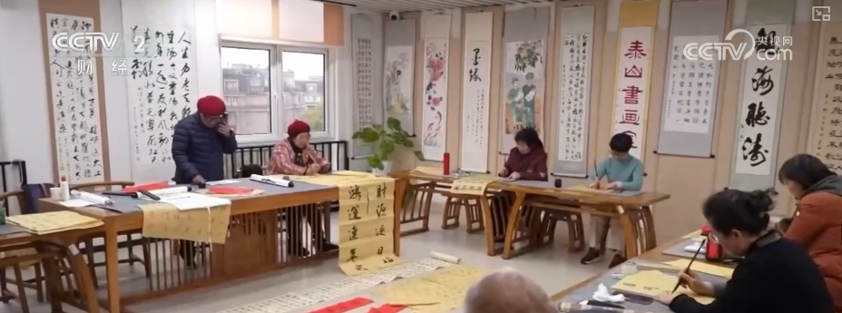 多视角感知银发消费热力轨迹 “数”看银发经济万亿级大市场加速向新